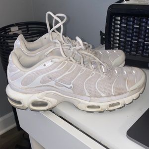 Nike TN running shoes (worn)